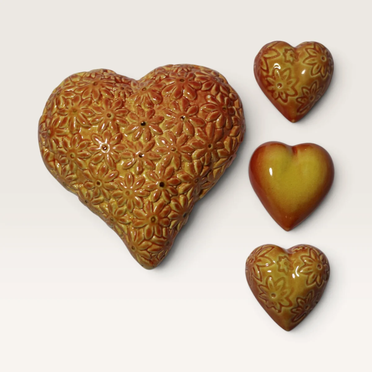 Flower Embossed Heart Set (orange, hearts)